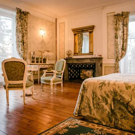 Le Domaine Du Chene Pensión Château-Gontier